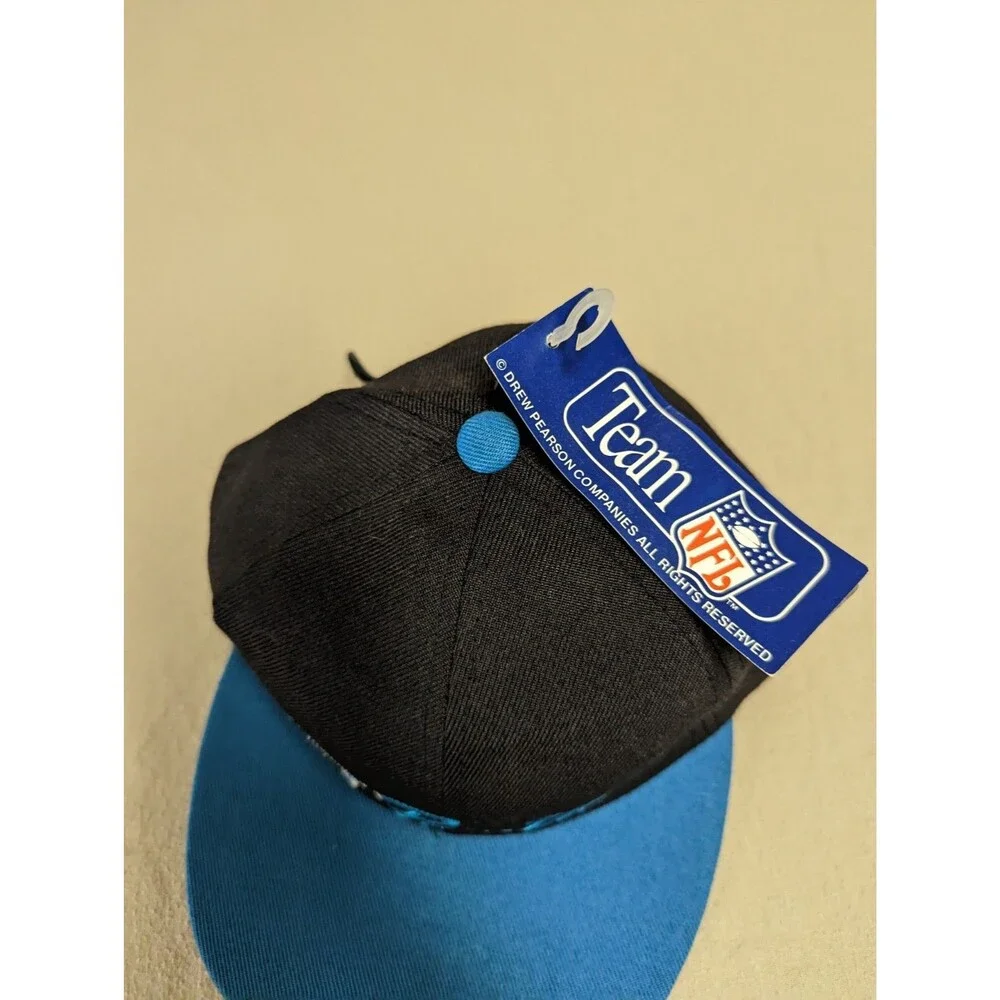 New Carolina PANTHERS Team NFL SnapBack HAT Cap NWT Deadstock Script